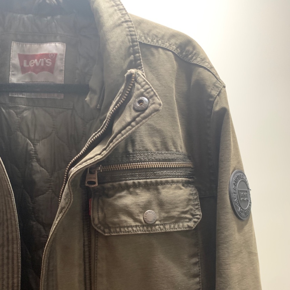 Levi’s Jacket - Picture 4 of 8